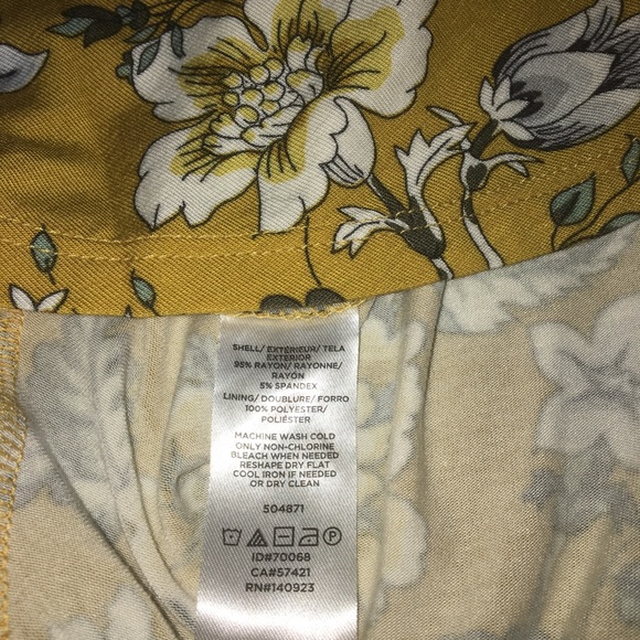 LOFT Floral A-line Dress - Picture 4 of 4